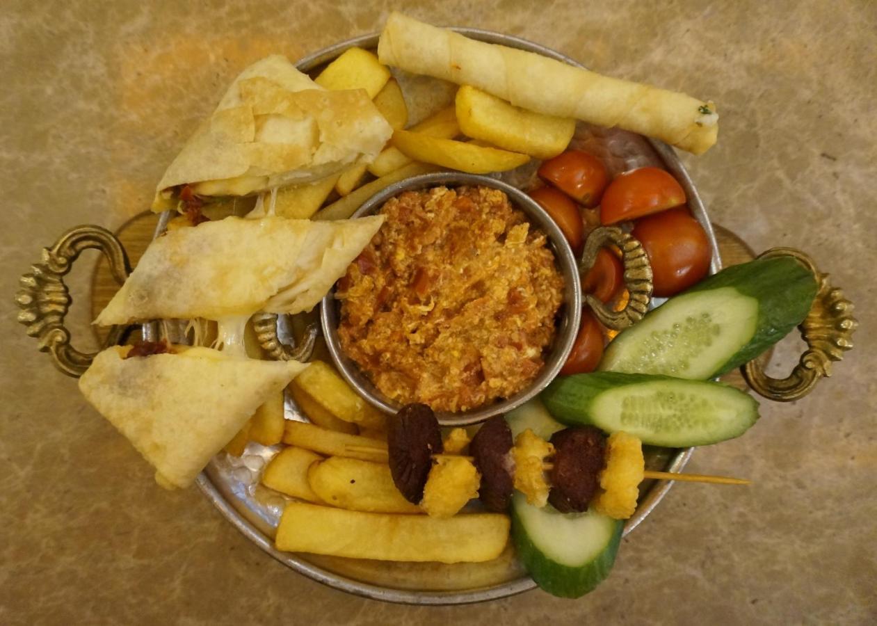 Phosphorion Hotel Istanbul Eksteriør billede Meze